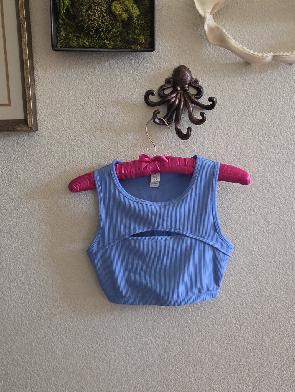 Yogalicious Blue Ribbed Crop Tank with Chest Cutout Size XS